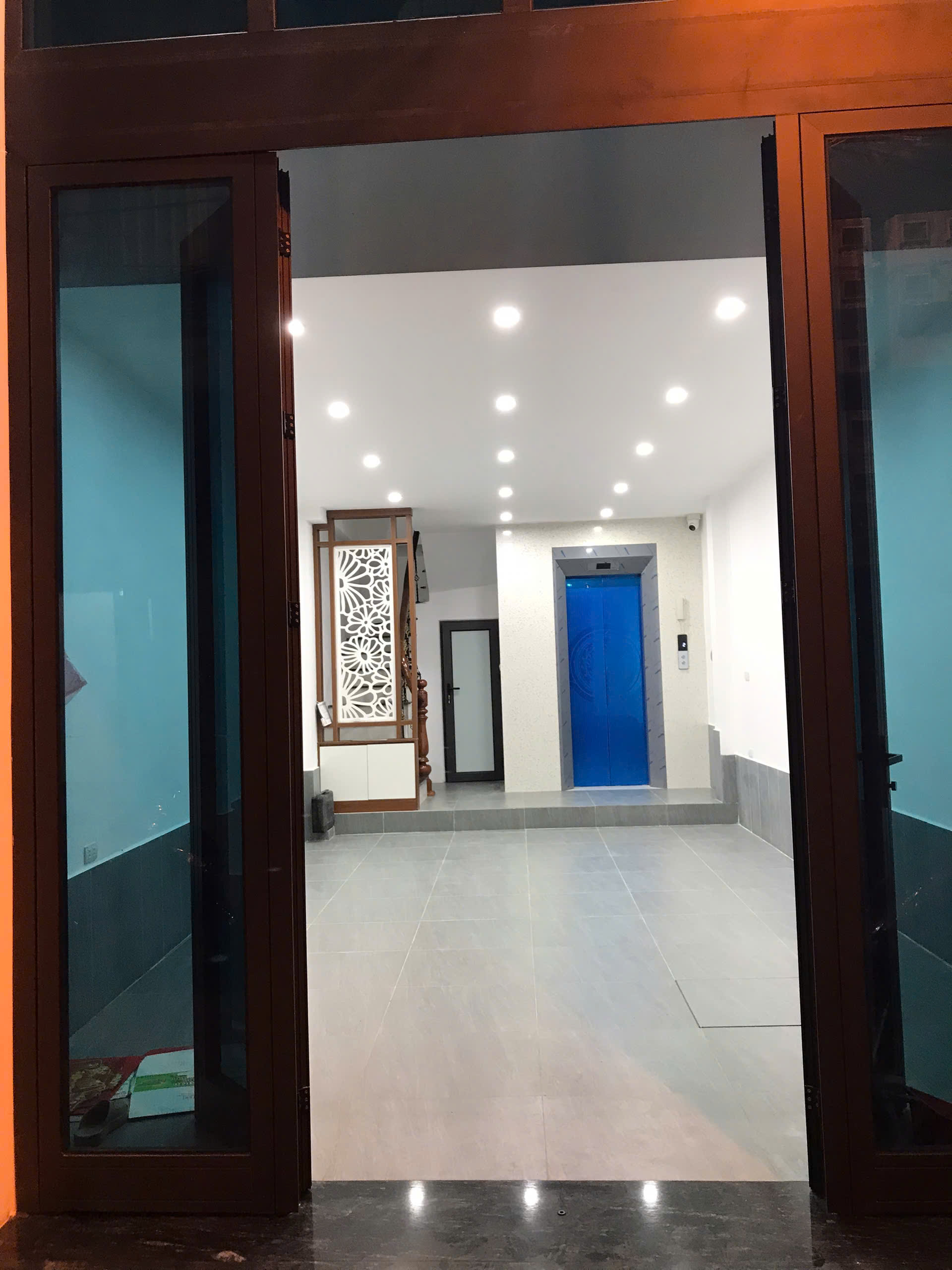Cho thuê nhà nguyên căn 6 tầng thang máy 103 Trương Định, 40m2, 4PN, 19 Triệu - Ảnh chính